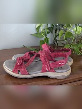 Earth Origins | Women's 11 Shoe | Red Sandal